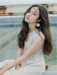 亚洲欧洲卡1卡2卡新区2022八-美女扒开下面让男生桶白浆